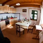Oereghegyi Apartamento
