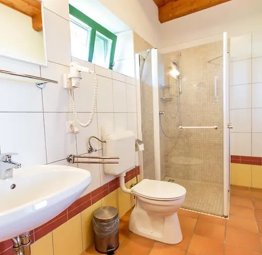 奥勒格基依公寓 公寓 Vindornyalak